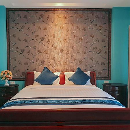 Отель Chunlee Grand Korat Накхонратчасима Экстерьер фото
