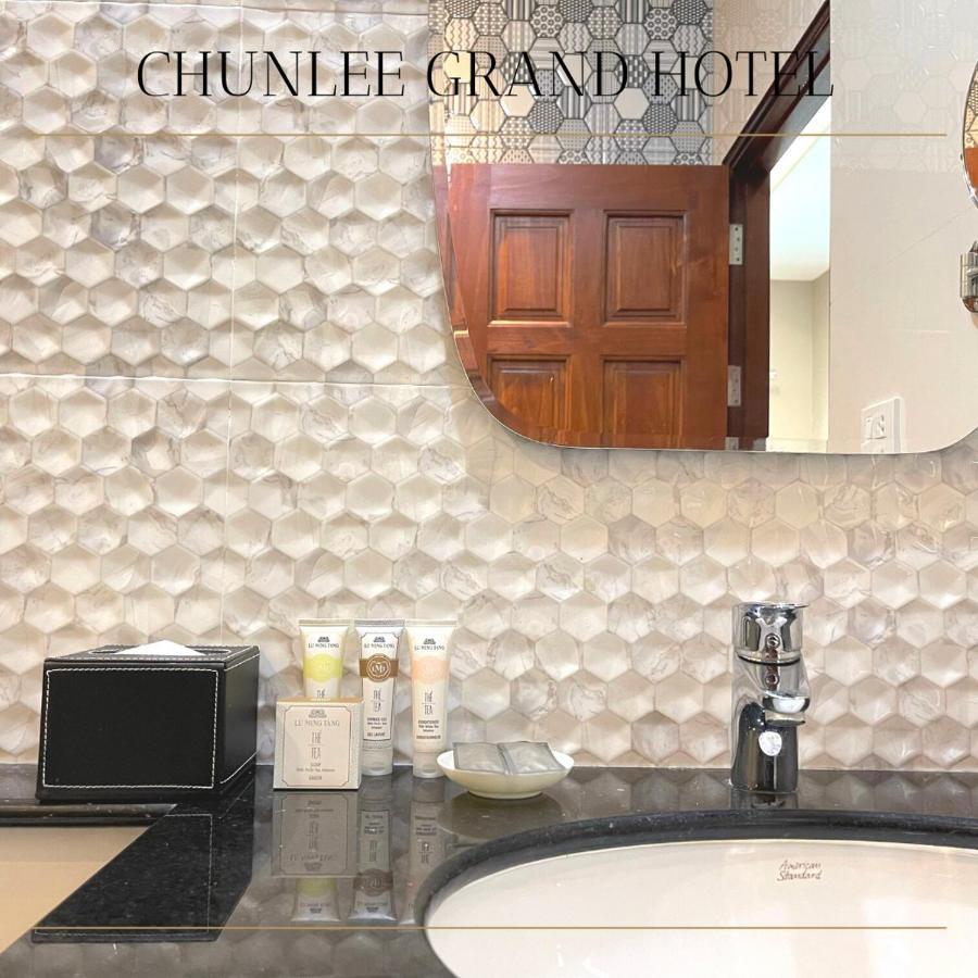 Отель Chunlee Grand Korat Накхонратчасима Экстерьер фото