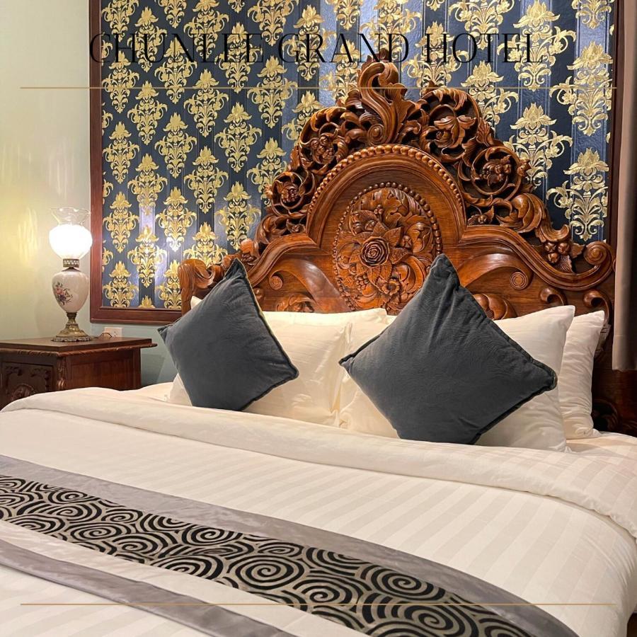Отель Chunlee Grand Korat Накхонратчасима Экстерьер фото