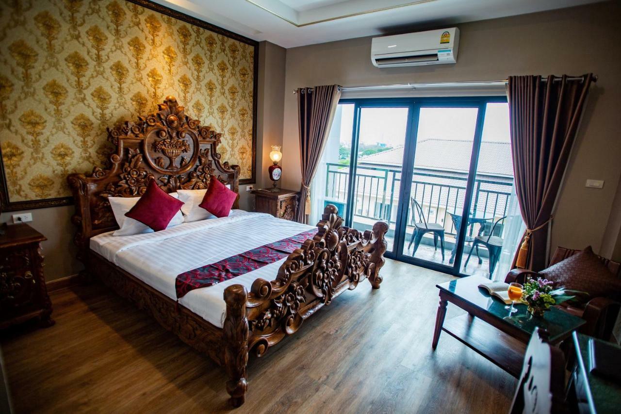 Отель Chunlee Grand Korat Накхонратчасима Экстерьер фото